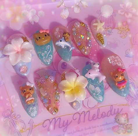 glamgoth on ig Hello Kitty Beach Nails, Gyaru Nails Tropical, Hawaiian Hello Kitty, Slay Nails, Hello Kitty Nails Art, Pony Wallpaper, Summery Nails, Hello Kitty Nails, Y2k Summer