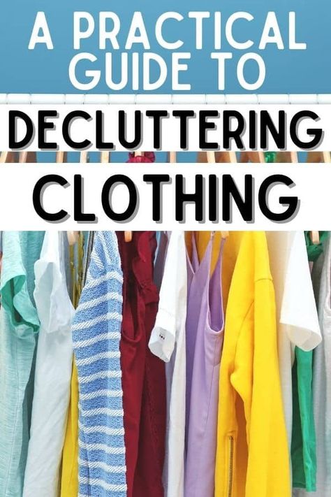 Declutter Clothes, Decluttering Clothes, Declutter Your Closet, Minimalist Living Tips, Declutter Closet, Too Many Clothes, Closet Clutter, Small Closet Space, Creative Organization