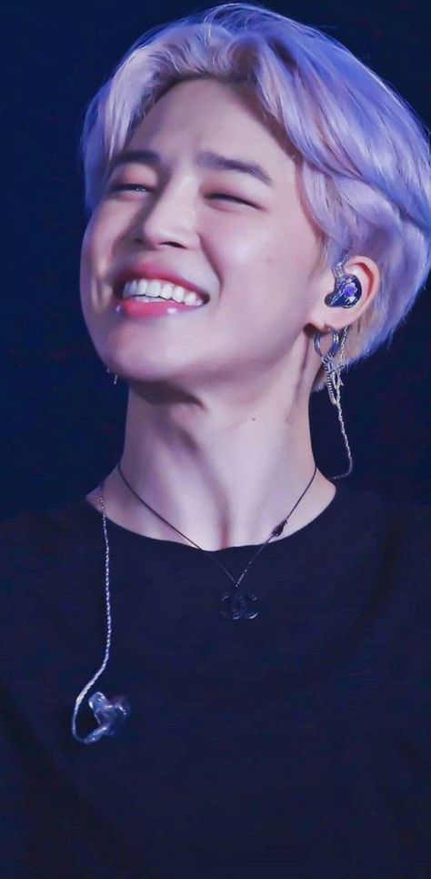 #jimin #bts Beautiful Love Flowers, Jimins Smile, Jimin Smile, Jimin Cute Selca, Smile Pictures, Smile Wallpaper, Park Jimin Bts Wallpaper, Park Ji Min, Jimin Fanart