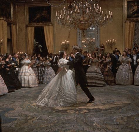 Masquerade Ball Aesthetic, Ballroom Aesthetic, 1800s Aesthetic, Royalcore Aesthetic, Era Victoria, Royalty Core, Luchino Visconti, Royal Core, Ball Aesthetic