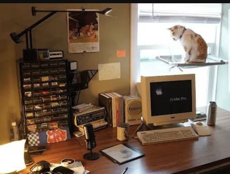 90s Desk Aesthetic, James Scholz Room, 2000s Gaming Aesthetic, Messy Gaming Setup, James Schulz Study, James Scholz, Retro Desk Setup, 90s Computer Aesthetic, Retro Gaming Setup