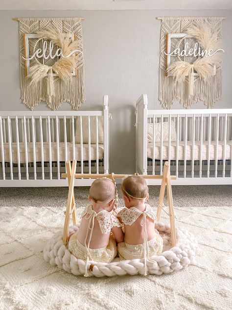 Twin Babies Nursery, Twin Nursery Gender Neutral, Twin Nursery Room, Twin Baby Rooms, Twin Girls Nursery, Wooden Baby Gym, Newborn Room, Twin Baby Girls, Baby Room Neutral