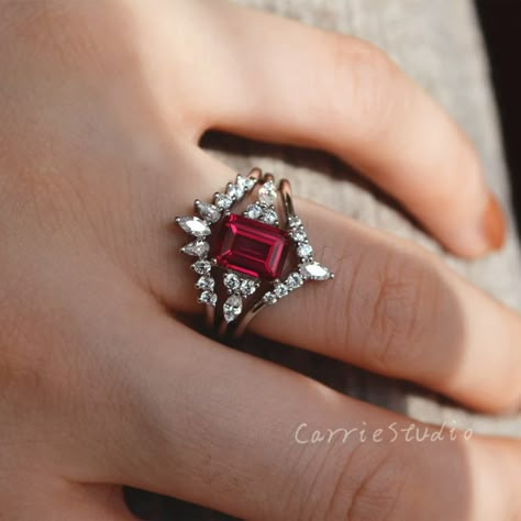 Emerald-cut Ruby Ring For Wedding, Elegant Gold Emerald-cut Ruby Ring, Elegant Emerald-cut Diamond Ruby Ring, Luxury Emerald-cut Ruby Ring, Luxury Emerald-cut Ruby Ring With Center Stone, Red Engagement Ring, Beautiful Promise Rings, Ruby Engagement Ring Set, Ruby Ring Set