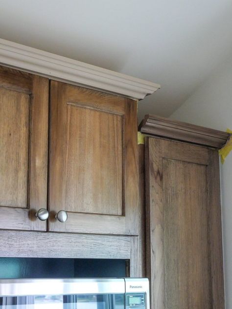 Learn pro tips for creating a faux wood finish that looks just like the real thing. Everything you need to know, from tools to techniques! #fauxwoodfinish #fauxwood #paintedwood #fauxwoodtutorial #diy #diyhome #diywood #diyproject #looklikewood #fakewoodfinish How To Paint Faux Wood Cabinets, Painting Faux Wood Kitchen Cabinets, How To Make Painted Cabinets Look Like Wood, How To Paint A Cabinet To Look Distressed, Diy Faux Wood Cabinets, Paint Cabinet To Look Like Wood, Painting Cabinets To Look Like Wood, Faux Wood Interior Door, How To Paint Cabinets To Look Like Wood