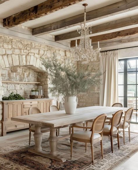 Country Dining Room, French Country Dining Room, Timeless Interior Design, Dining Room French, Modern French Country, Wooden Ceiling, Timeless Interior, Country Dining Rooms, French Country Dining