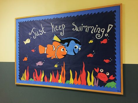 Just Keep Swimming Bulletin Board, Finding Nemo Classroom Ideas, Nemo Bulletin Board Ideas, Finding Nemo Classroom Theme, Ocean Themed Bulletin Boards, Finding Nemo Bulletin Board, Nemo Bulletin Board, Ocean Bulletin Board Ideas, Mermaid Classroom