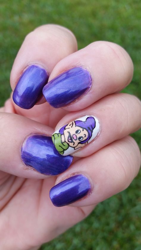 Dopey Challenge Nails, Challenge Nails, Dopey Challenge, Disney Nail, Nail Art Disney, White Polish, Black Pen, Disney Nails, Art Nails