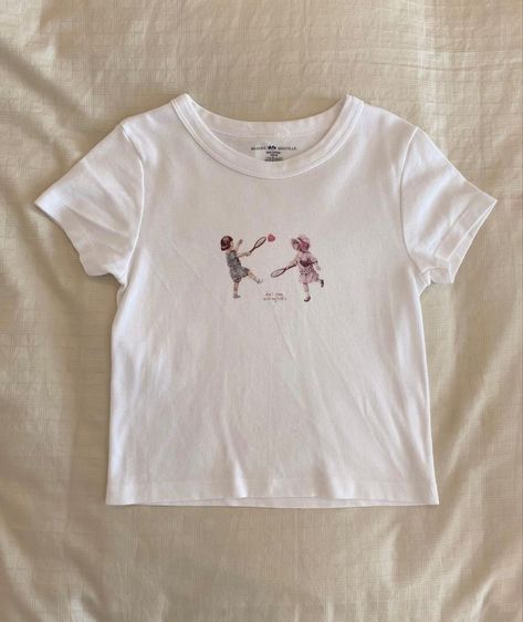 Brandy Melville Graphic Tees, Tops Graphic, Brandy Melville Tops, Top Graphic Tees, Aesthetic Vintage, Brandy Melville, Infant Tees, Brandy, My Heart