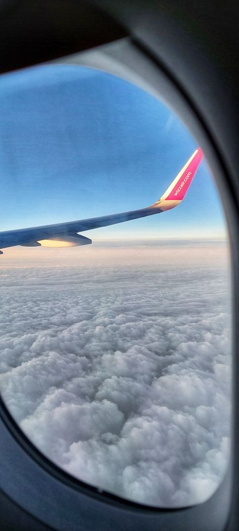 Airplane Selfie, Airplane Wallpaper, Airport Aesthetic, Flight Booking, Booking Flights, Italy Vacation, Selfie Ideas, Sky Clouds, Working Late