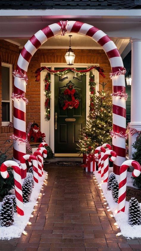 Christmas Outside Tree Decorations, Classy Christmas Yard Decor, Christmas Rooftop Decorations Outdoor, Candy Cane Lights Outdoor Ideas, Christmas House Outdoor Decorations, Northpole Christmas Decorations Outdoor, Outdoor Porch Decor Christmas, Holiday Outdoor Lights, Xmas Display Ideas