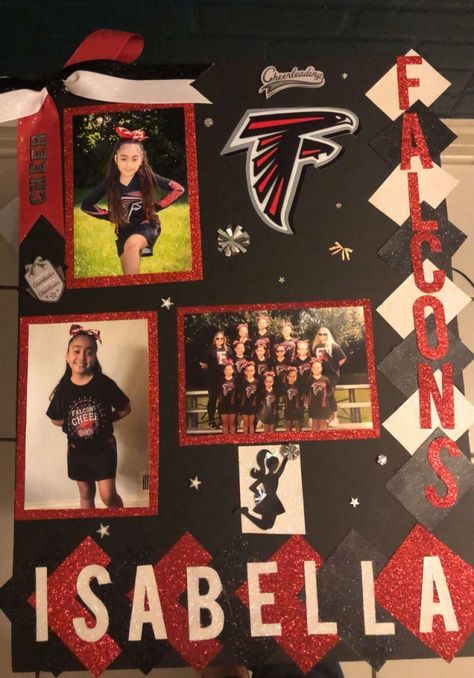 Cheerleader Signs For Competition, Cheer Spirit Poster Boards, Senior Posters Cheerleading, Cheer Posters Ideas Signs Homecoming, Dance Boards Ideas, Cheerleader Poster Ideas Diy, Cheerleader Poster Board Ideas, Poster Ideas For Cheerleaders, Cheer Captain Binder