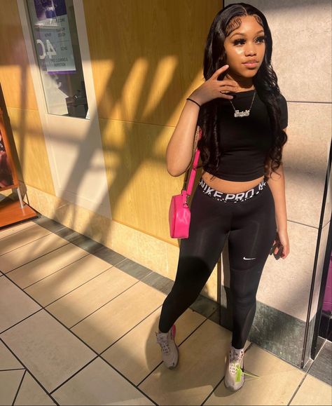 Cute Lazy Day Outfits Black Women, Grey Bodysuit Outfit Black Women, Chill School Fits, Nike Leggings Outfit, Simple Baddie Outfits, Nike Pro Outfit, School Baddie, Nike Pro Fits