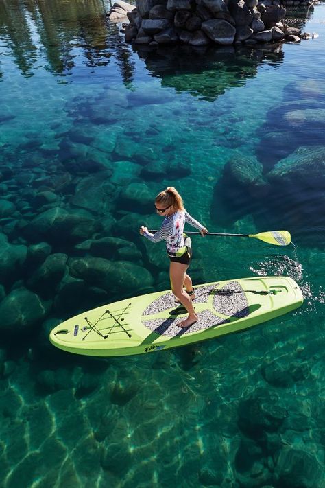 Kayaking Outfit Aesthetic, Watersports Outfit, Paddleboarding Aesthetic, Paddle Boarding Aesthetic, Paddle Boarding Outfit, Paddle Boarding Pictures, Sup Surfing, Stand Up Paddle Boarding, Sup Stand Up Paddle