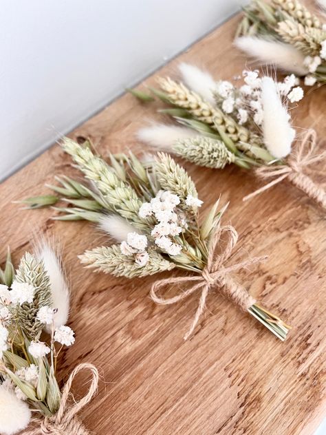 Wheat Wedding, Dried Gypsophila, Buttonhole Flowers, Dried Wheat, Button Holes Wedding, Dried Flowers Wedding, Daisy Wedding, Bunny Tails, Flower Stems