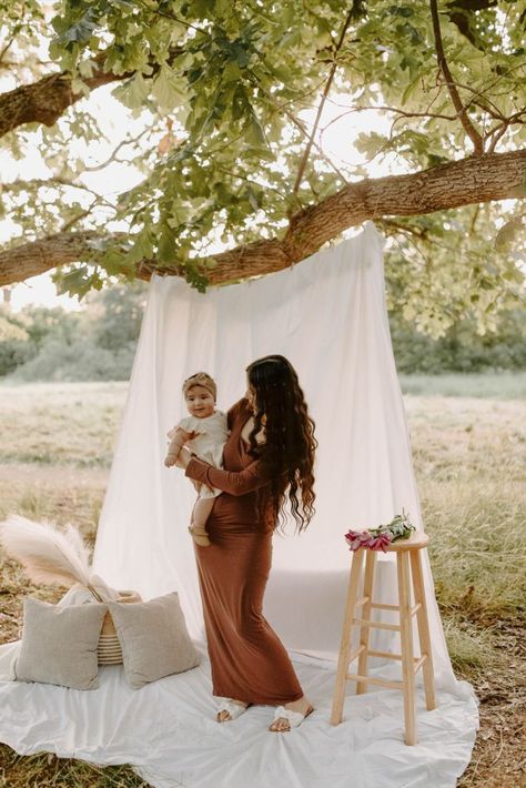 Mommy and me, Boho Photoshoot, White Sheet, Outdoor Grassy Field, Brown Maxi dress, neutrals Boho Photoshoot, Mother Baby Photography, Mini Photo Shoot, Easter Photoshoot, Mommy And Me Photo Shoot, Mini Photo Sessions, Family Photoshoot Poses, Photoshoot Backdrops, Colorful Eggs