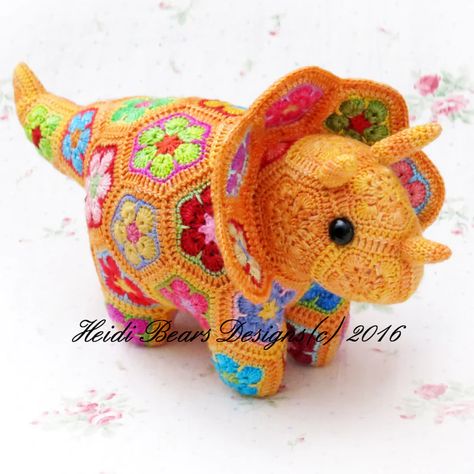 Plod the African Flower Triceratops | Etsy Crocheted Elephant, Granny Square Häkelanleitung, Crochet Dinosaur Patterns, Crochet African Flowers, Crochet Dinosaur, African Flowers, Crochet Hexagon, Dinosaur Pattern, Crochet Motifs