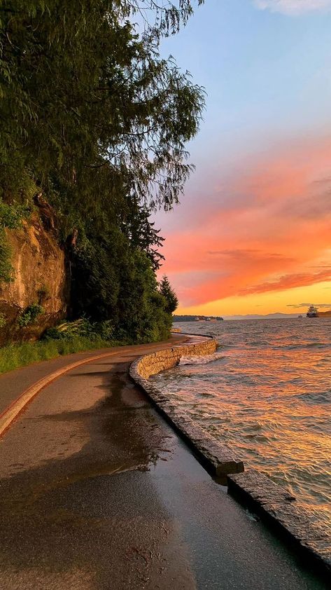 Stanley Park Seawall, Vancouver Canada Stanley Park, Vancouver Stanley Park, Vancouver Aesthetic, Vancouver Summer, Stanley Park Vancouver, Adventure Family, Fast Life, Stanley Park