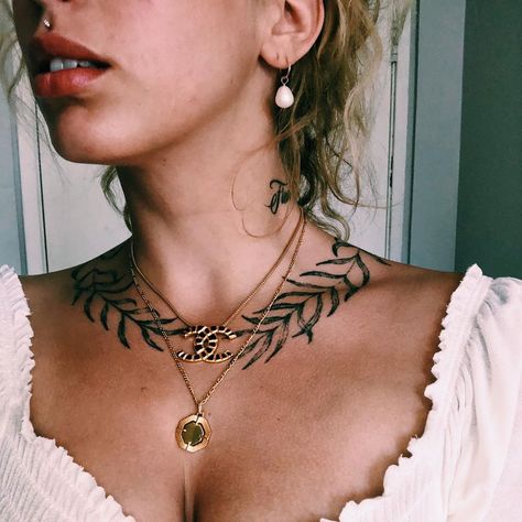 Bling bling halo leaves girlknewyork tattoo one line Line Throat Tattoo, Chest Tattoo Witchy, Girlknewyork Tattoo, Floral Neck Tattoo, Witchy Chest Tattoo, Throat Tattoos, Halo Tattoo, Wreath Tattoo, Fern Tattoo