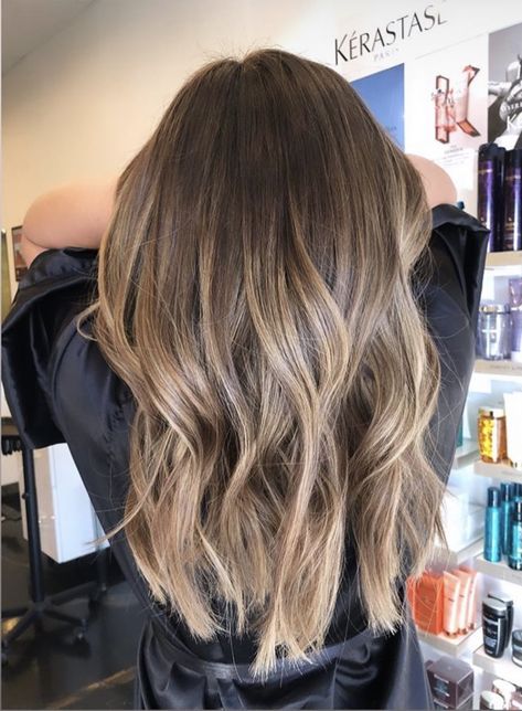 Soft Balyage Long Hair Brunettes, Lightest Brown Balayage, Soft Baylage Brown Hair, Bayalage Brunette Medium Hair, Light Brown Balyage Short Hair, Ombré Hair Brunette, Long Brown Hair With Balayage, Brown Baylage Hair Medium Length, Brown Melt Hair