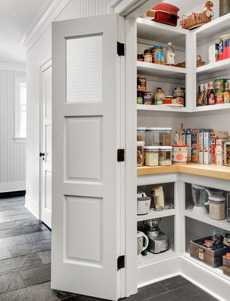 Read This Before You Put in a Pantry - This Old House Open Pantry, Corner Pantry, Pantry Remodel, Kitchen Storage Space, Build House, Pantry Wall, Tafel Decor, Pantry Shelving, Pantry Closet