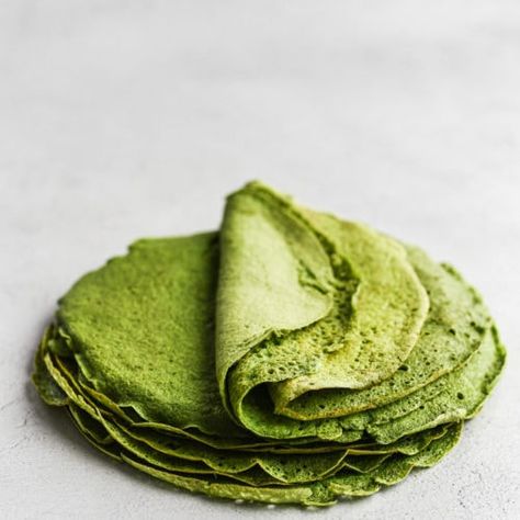 Spinach Crepes | The Crooked Carrot Spinach Crepes, Easy Spinach Recipes, Buckwheat Crepes, Spinach Pancakes, Almond Yogurt, Spinach Wraps, Pea Pesto, Road Trip Food, Savory Crepes