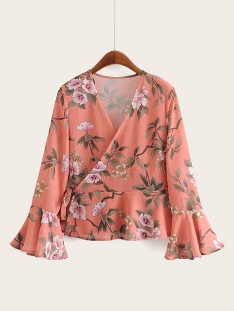 Chiffon Blouse Designs, Women Shirt Designs, Chiffon Blouses Designs, Floral Print Chiffon Blouse, Outfit Elegantes, Long Sleeve Blouses, Blouses Women, Casual Skirt Outfits, Floral Print Chiffon