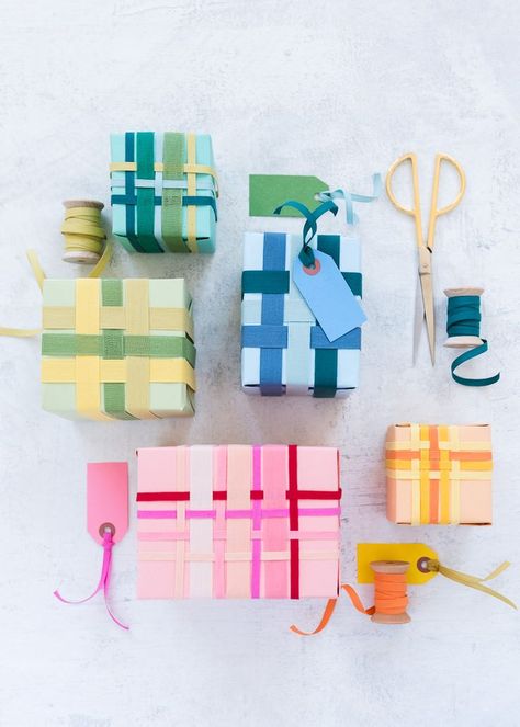 Wrap your packages with a ribbon weaving! You won't even miss the bow. Ribbon Weaving, Lego Gifts, Gift Wrapping Techniques, Unique Gift Wrapping, Gift Wrapper, Creative Gift Wrapping, Diy Gift Wrapping, House Decorations, Holiday Gift Wrap