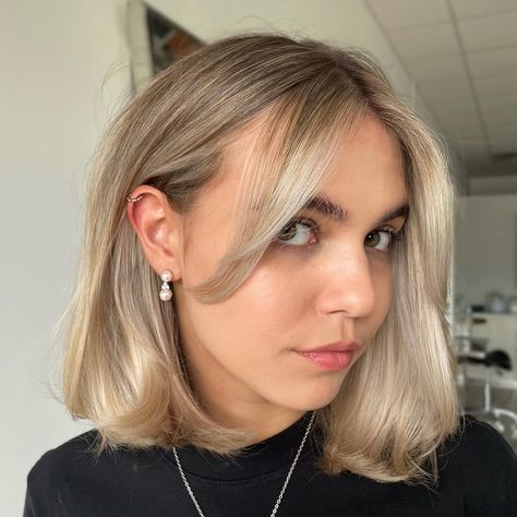 Harmony Color, Blonde Hair Transformations, Summer Blonde Hair, Blonde Bob Hairstyles, Blonde Haircuts, Hair Inspiration Short, Blonde Hair Inspiration, Blonde Hair Looks, Short Hair Balayage