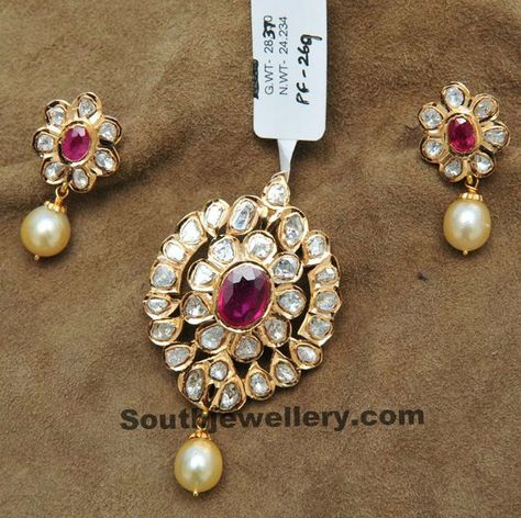 uncut diamond pendant Polki Pendant Set Uncut Diamond, Polki Tops, Uncut Diamond Pendant, Pendal Set, Papidi Billa, 3 Stone Pendant, Rajput Jewellery, Mughal Jewelry, Latest Jewellery Designs