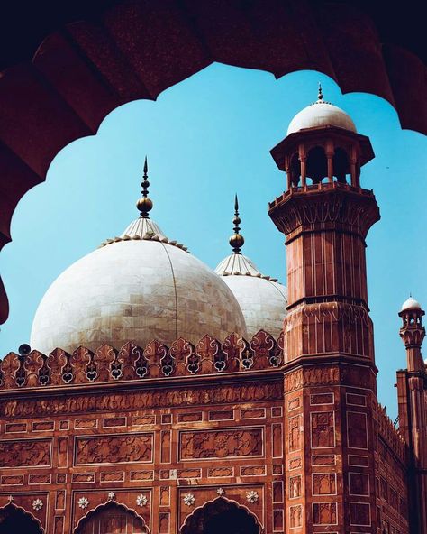 Facts About Pakistan, Pakistan Architecture, Pakistani Architecture, Badshahi Masjid, Badshahi Mosque, Pakistan Pictures, Islamic Civilization, Pakistan Photos, Pakistani Art