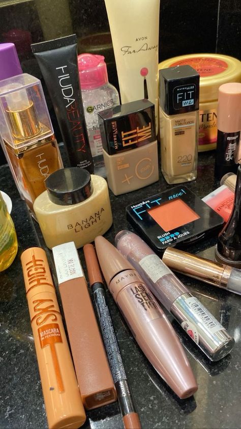 Makeup Snap, Skincare Preppy, Perfect Eyeshadow, Makeup Collection Goals, Classy Makeup, Makeup Organizers, Chic Makeup, Makeup Is Life, Makeup Help