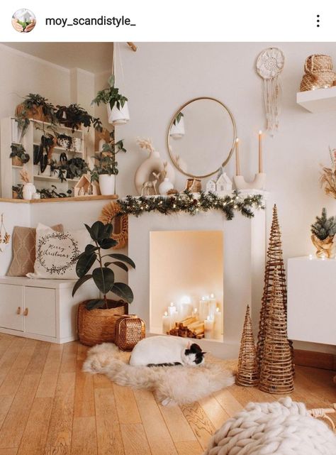 Woodland Christmas Theme, Winter Living Room Decor, Winter Living Room, Interior Boho, Target Home Decor, Christmas Fireplace, New Year Decor, Boho Interior, Boho Living Room