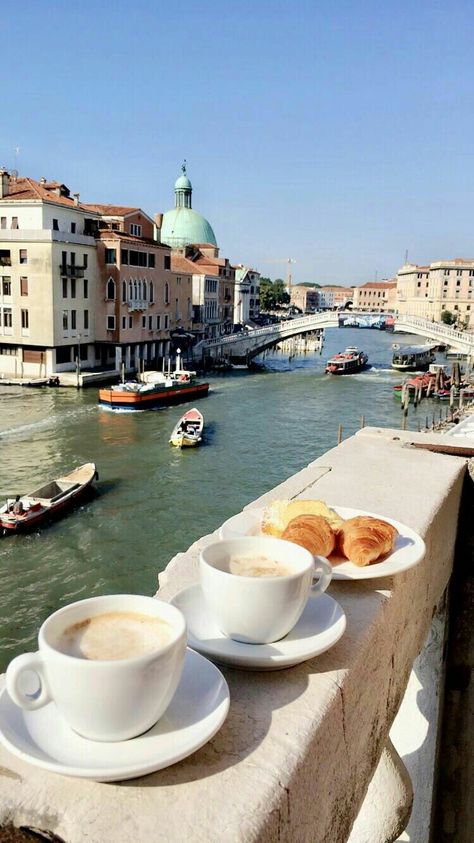 Romantic Italy, Italian Memes, Italy Coffee, Light Breakfast, Adventure Landscape, Venice Travel, Europe Trip, Exploring The World, Morning Ritual