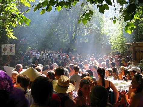 Oregon Country Fair, Eugene, OR A hippy festival!! Living Together Aesthetic, Oregon Country Fair, Hippy Festival, Country Festival, Festival Aesthetic, Country Fair, Eugene Oregon, Hippie Festival, Interesting Photos