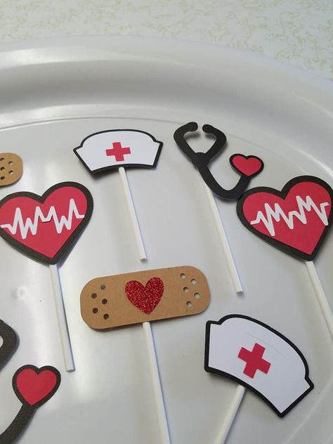 Nurse Cupcake Toppers, Nurse Decorations, Nurse Cupcakes, Nurse Graduation Party, Nursing School Graduation Party, Nurse Decor, Nurse Party, Nursing School Graduation, Graduation Cupcakes