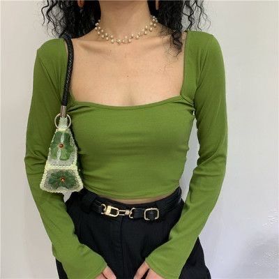 Green Top Outfit Aesthetic, Green Top Outfit, Estilo Zendaya, Fe Clothing, Mode Crochet, High Waist Short, Green Top, Fashion Fits, Looks Vintage