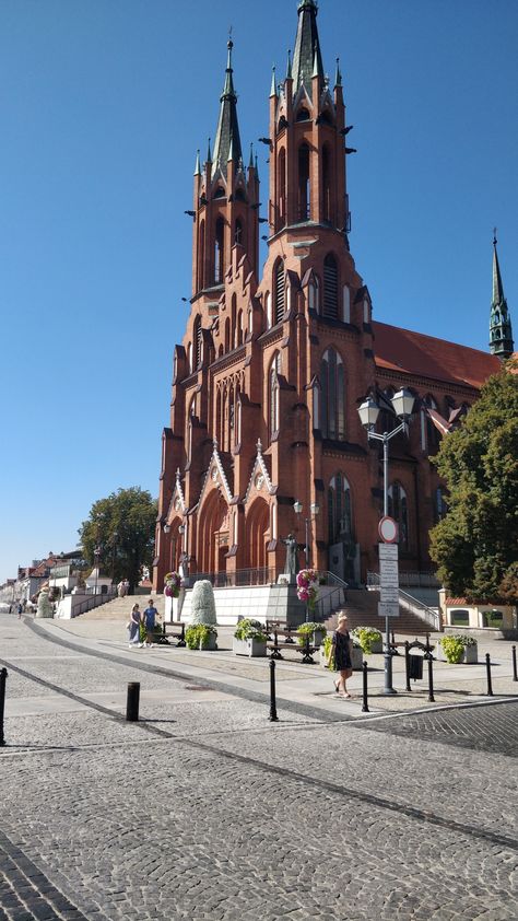 Cathedral Basilica Bialystok Poland August 2019 Bialystok Poland, Travel Poland, Cathedral Basilica, Cathedral Church, Eastern Europe, Poland, Castle, Voyage, House Styles