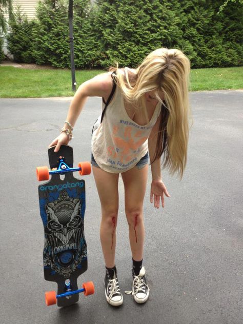 Longboarding as it's ups and downs. Gotta make sure you suit up! Skater Life, Skater Chick, Skater Girl Style, Skateboard Photos, Skateboard Aesthetic, Penny Board, Skate Girl, Skater Aesthetic, Longboard Skateboard