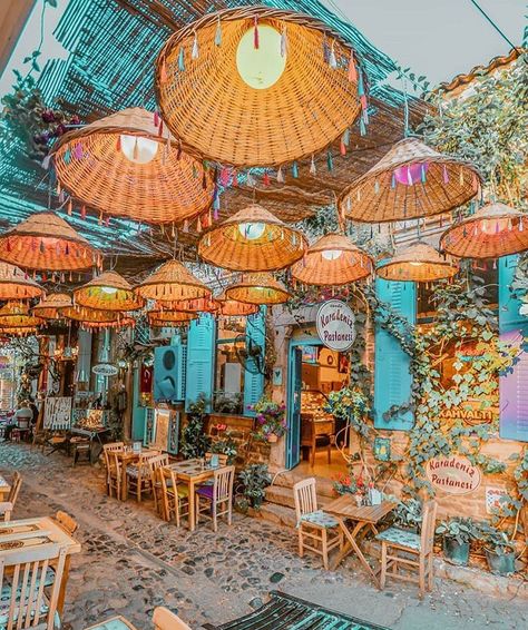 BOHEMIAN DECOR on Instagram: “Who would love to drink a perfect cup of Turkish coffee with this view? 🙋🏻‍♀️ Turkey is beautiful! 🇹🇷🧡 via @erolbest” Hippie Lifestyle, Turkey Photos, Umbrella Lights, Antique Artwork, Destination Voyage, Best Vacations, Bohemian Decor, Nature Photos, Van Life