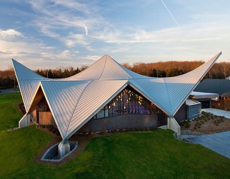 ParametricArchitecture on Instagram: “The Church of St. Aloysius by Erdy McHenry Architecture in #Jackson #USA / 2009. The new Church of Saint Aloysius tells the story of its…” Hyperbolic Paraboloid, St Aloysius, Canopy Architecture, Backyard Canopy, Modern Church, Garden Canopy, Diy Canopy, Roof Architecture, Religious Architecture