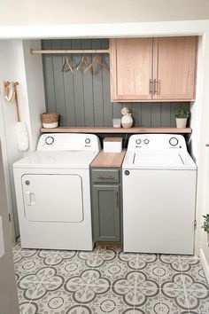 House Laundry Room, Laundy Room, Pelan Rumah, Quotes Home, Dream Laundry Room, Mudroom Laundry Room, Laundry Room Renovation, Laundry Room Inspiration, Laundry Room Remodel