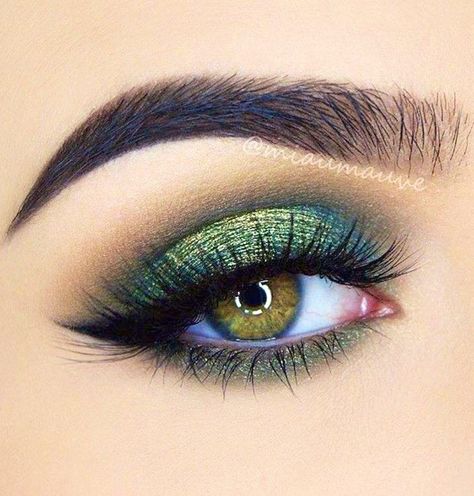 No Makeup Quotes, Matte Make Up, Makeup Looks For Green Eyes, Green Makeup, Beautiful Eye Makeup, Makijaż Smokey Eye, Colorful Eye Makeup, Green Eyeshadow, Iridescent Green