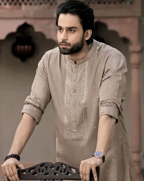 Khan Dp, Kurta Designs Men's, Stylish Boy Clothes, Man Dress Design, Indian Wedding Clothes For Men, Bilal Abbas Khan, Wedding Kurta For Men, Bilal Abbas, Stylish Men Wear