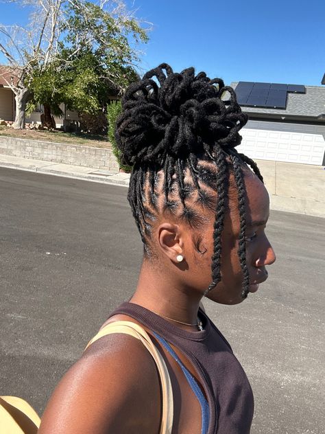 Petal Updo Locs, Loc Double Bun Styles, Bun Hairstyles With Locs, Women Loc Styles Hairstyles Short, Two Strand Twist Loc Petals, Locs Hairstyles Petals, Loc Pedals Bun, High Ponytail Locs Styles, Dread Hairstyles For Women Black Updo