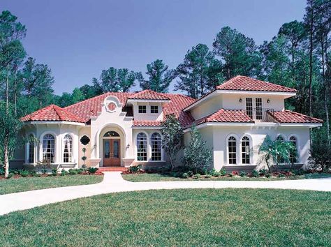 Italianate House Plan with 3424 Square Feet and 5 Bedrooms from Dream Home Source | House Plan Code DHSW18579 Neoclassical House, Mediterranean House Plan, Mediterranean Style House Plans, Unique Floor Plans, Mediterranean House Plans, French Country House Plans, Lots Of Windows, Mediterranean Home Decor, House Plans And More