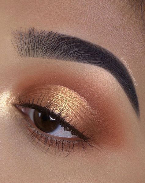 Gorgeous Wedding Makeup Looks For Autumn Brides Fall Eyeshadow Looks, Warm Makeup, Fall Eyeshadow, Gorgeous Wedding Makeup, Autumn Bride, Fall Makeup Looks, Makeup Deals, Wedding Makeup Looks, Highlighter Makeup