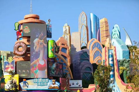 Here’s Everything You Can Do In Zootopia Land At Shanghai Disney Resort! Theme Park Aesthetic, Flash The Sloth, Disney Experiences, Disney Hong Kong, Zootopia Characters, Shanghai Travel, Disney Tokyo, Shanghai Disneyland, Disney Zootopia