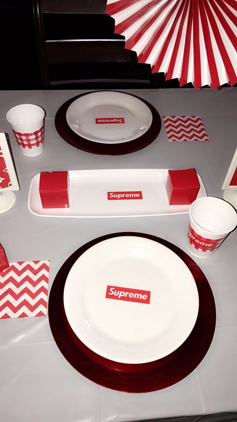 Supreme Birthday!!!! #supreme #supremenewyork #birthdayparty #hypebeast #decoration Supreme Birthday Theme, Hypebeast Decoration, Hype Beast, 6th Grade, Diy Birthday, Birthday Theme, Kids Party, Party Ideas, Birthday Party