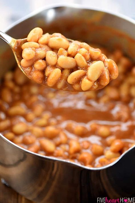 Stove Top Baked Beans Recipe, Stovetop Baked Beans, Easy Baked Beans Recipe, Canned Beans Recipe, Baked Beans From Scratch, Simple Baked Beans Recipe, Easy Baked Beans, White Bean Recipes, Bbq Beans