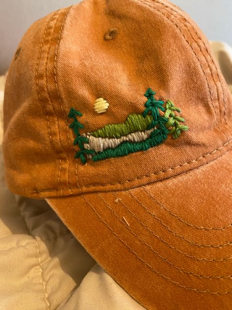 Adventure Embroidery Designs, Woodsy Embroidery, Granola Embroidery, Embroidered Hat Diy, Diy Embroidery Hat, Nature Embroidery Inspiration, Blundstone Embroidery, Embroidery Gifts For Friends, Hat Embroidery Ideas